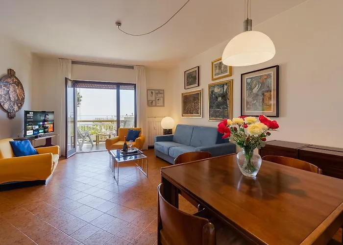 Guesthost - Turchese Seaview Apartment Sanremo